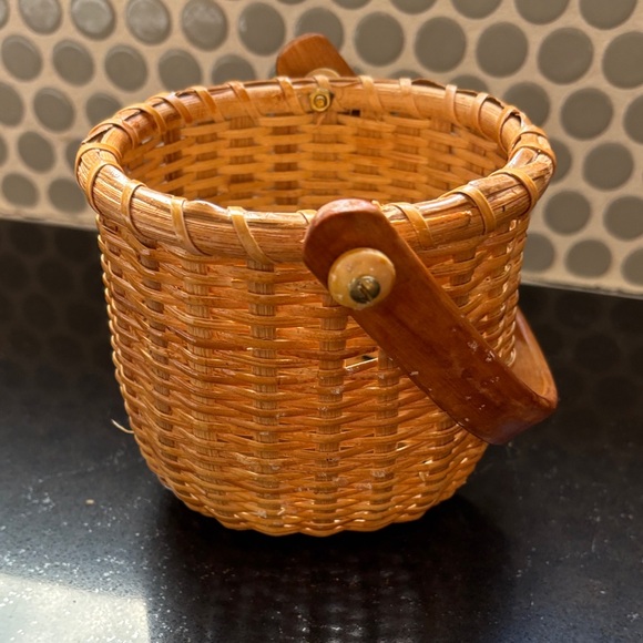 vintage Nantucket basket Other - Handcrafted Brown Woven Basket